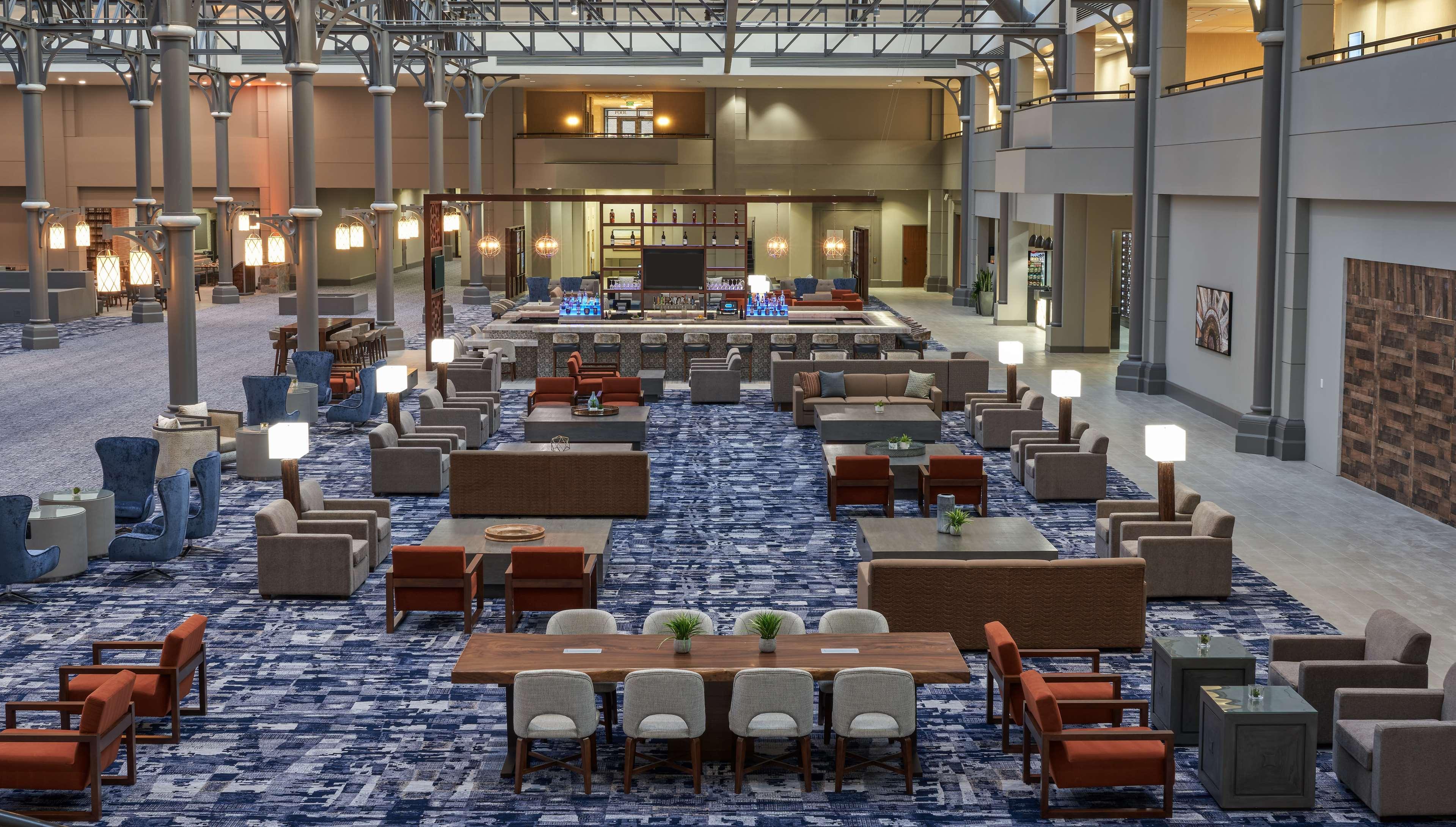 Hotel Hilton Houston North Exterior foto
